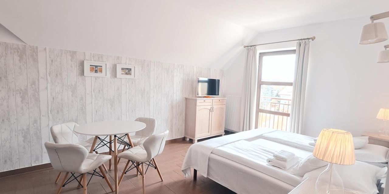 Apartamenty Sasinowka エクステリア 写真